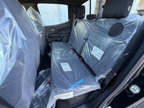 New 2026 Chevrolet Colorado LT w/ Advanced Trailering Package AWD/4WD image 10
