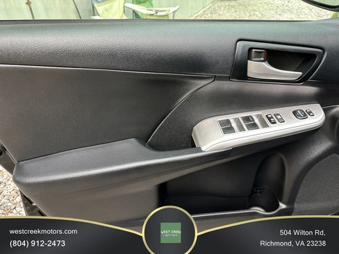 Used 2014 Toyota Camry SE FWD image 16