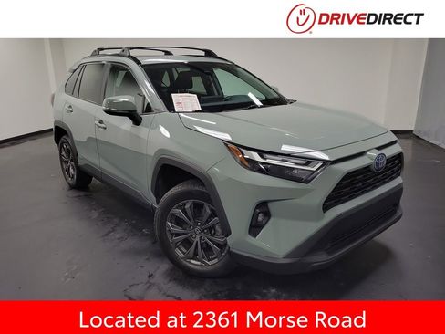 Used 2023 Toyota RAV4 XLE Premium image 1