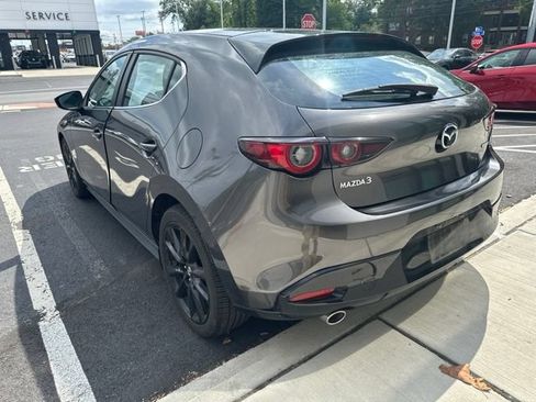 Used 2024 MAZDA MAZDA3 s FWD image 8