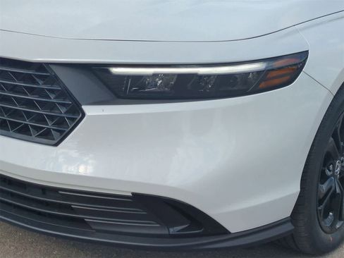 New 2025 Honda Accord SE image 11