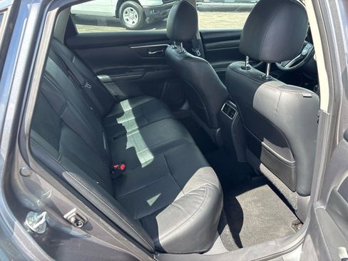 Used 2016 Nissan Altima 2.5 SL w/ 2.5 Technology w/LED Package FWD image 35
