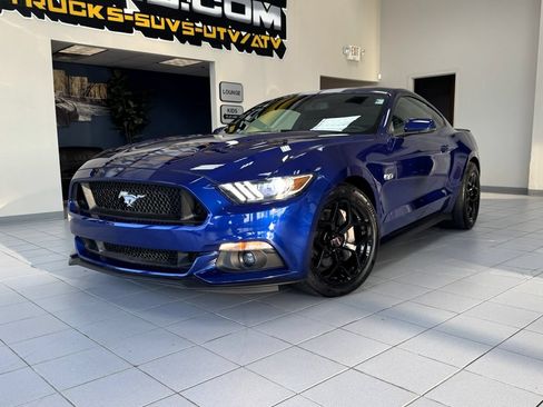 Used 2016 Ford Mustang GT Premium RWD image 48