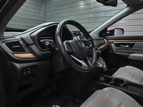 Used 2019 Honda CR-V Touring image 10