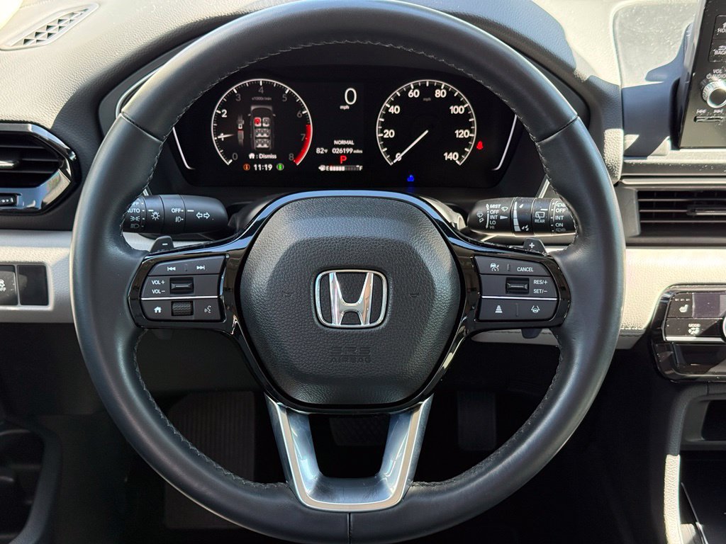 Used 2025 Honda Pilot Touring image 19