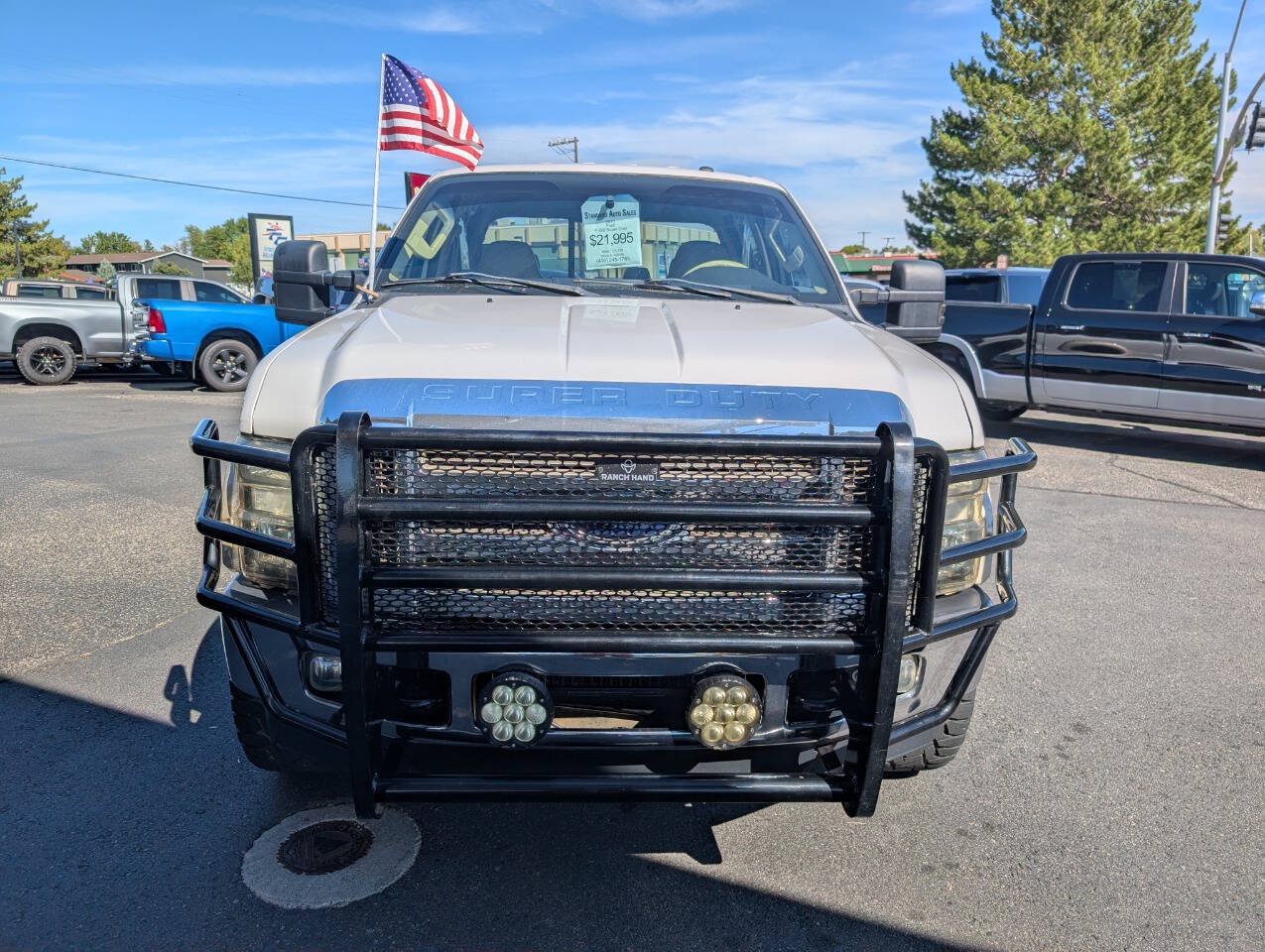Used 2010 Ford F250 Lariat AWD/4WD image 2