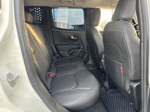 Used 2023 Jeep Renegade Trailhawk w/ Trailhawk Elite Group image 12