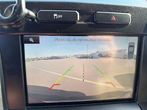 Used 2015 Ford F150 Lariat w/ Equipment Group 502A Luxury image 18