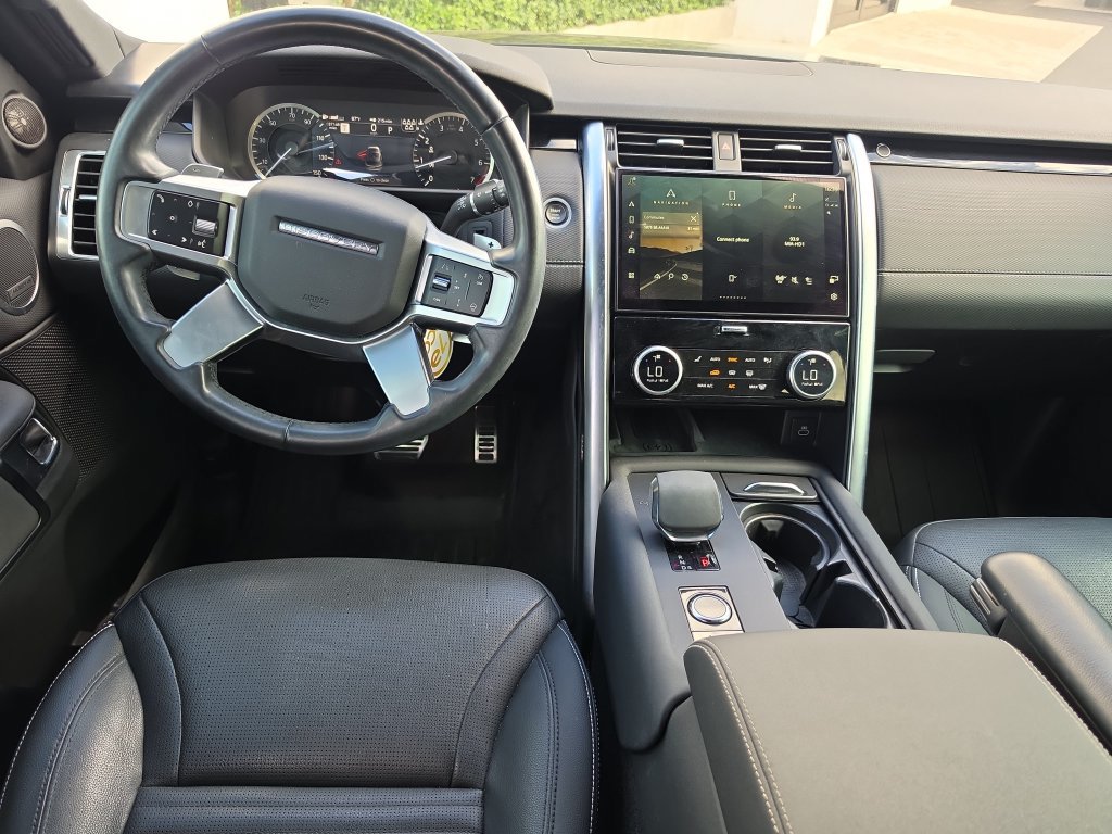 Used 2023 Land Rover Discovery S R-Dynamic AWD/4WD image 15