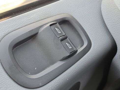 Used 2015 Ford Transit 150 T-150 130 Med Rf 8600 GVWR Sli image 13