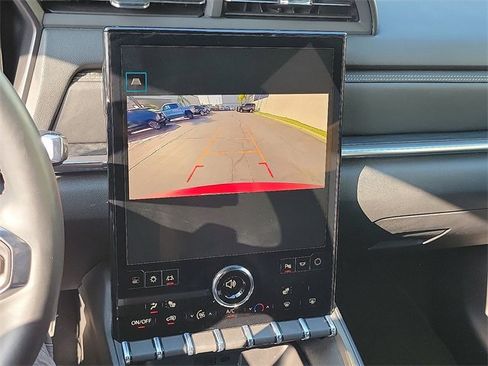 Used 2026 GMC Terrain Elevation w/ Black Edition image 12