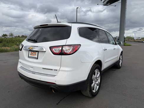 Used 2016 Chevrolet Traverse LTZ AWD/4WD image 8