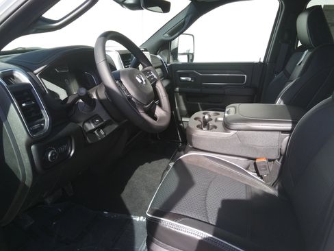 New 2026 RAM 2500 Laramie w/ Towing Technology Group image 13