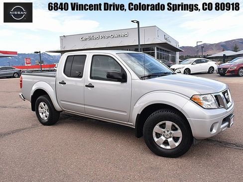 Used 2012 Nissan Frontier SV image 1