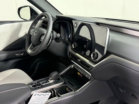 New 2026 Lexus TX 350 350 Premium image 31