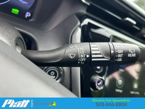 Used 2023 Chevrolet Bolt EUV LT w/ Driver Confidence Package FWD image 28