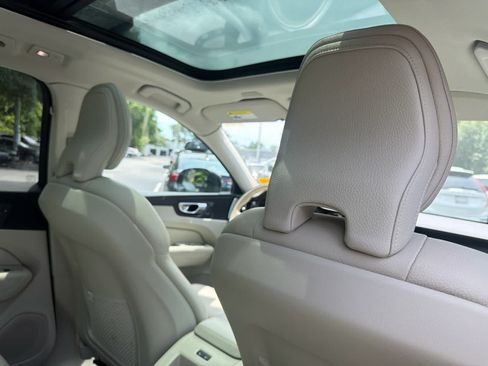 Used 2024 Volvo XC60 B5 Plus w/ Protection Package Premier AWD/4WD image 22