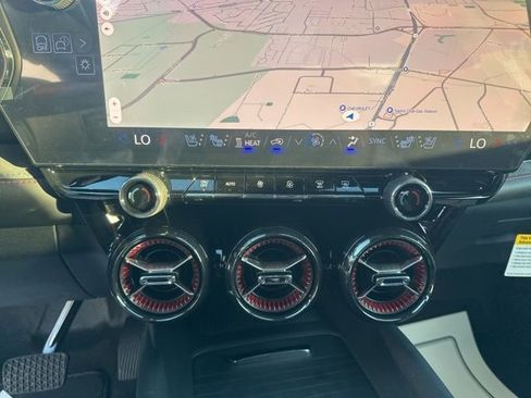 New 2026 Chevrolet Blazer EV RS image 25