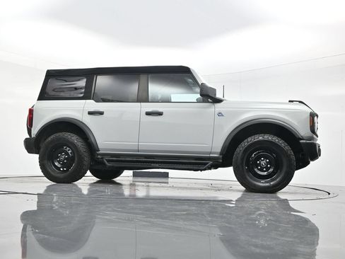 Used 2023 Ford Bronco Black Diamond AWD/4WD image 47