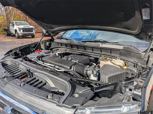 Used 2022 Chevrolet Silverado 1500 LT w/ Convenience Package II image 36