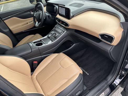 Used 2023 Hyundai Santa Fe Calligraphy image 39