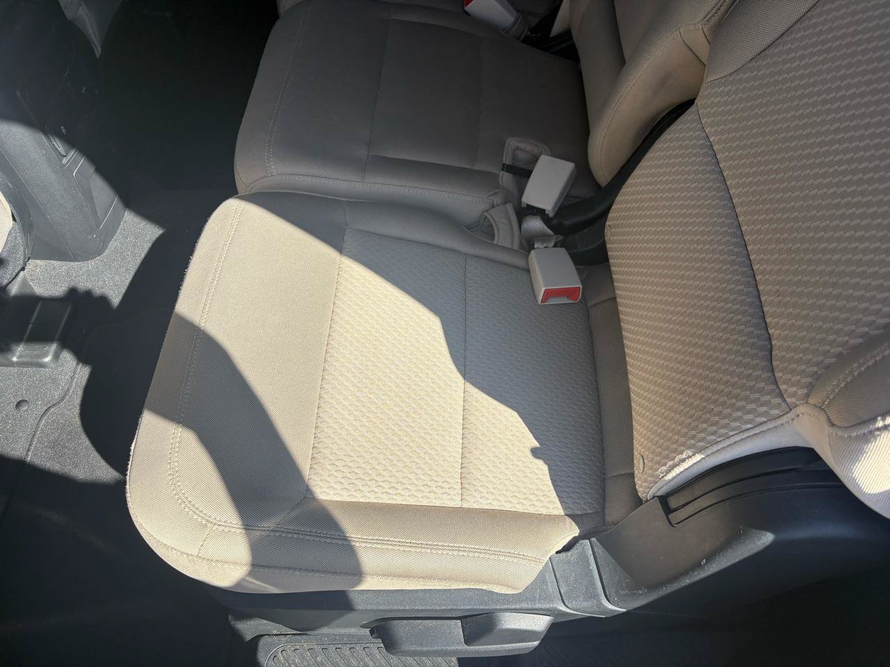 Certified 2022 Ford Explorer XLT RWD image 33