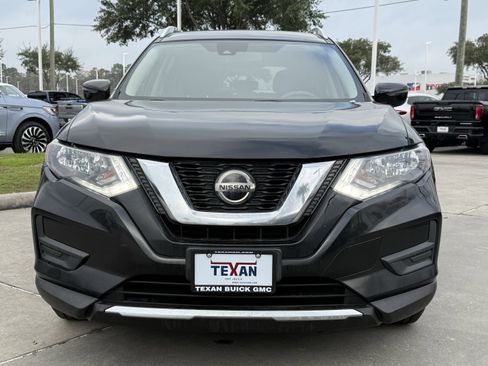 Used 2020 Nissan Rogue SV image 10