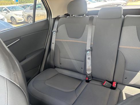Used 2026 Kia Niro LX FWD image 36