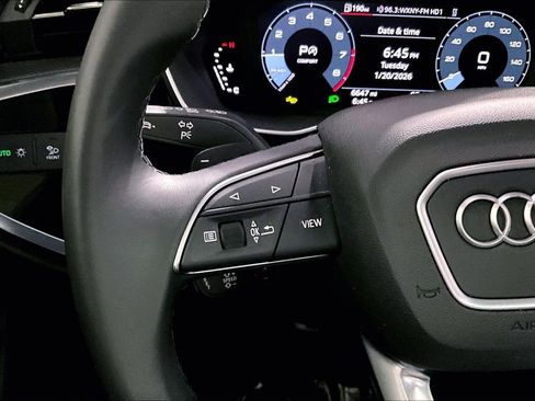 Certified 2025 Audi Q3 2.0T Premium w/ Convenience Package image 11