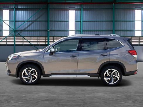 Used 2022 Subaru Forester Touring w/ Popular Package #2 AWD/4WD image 2
