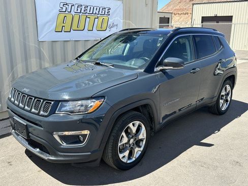 Used 2018 Jeep Compass Limited w/ Safe & Security Group FWD image 1