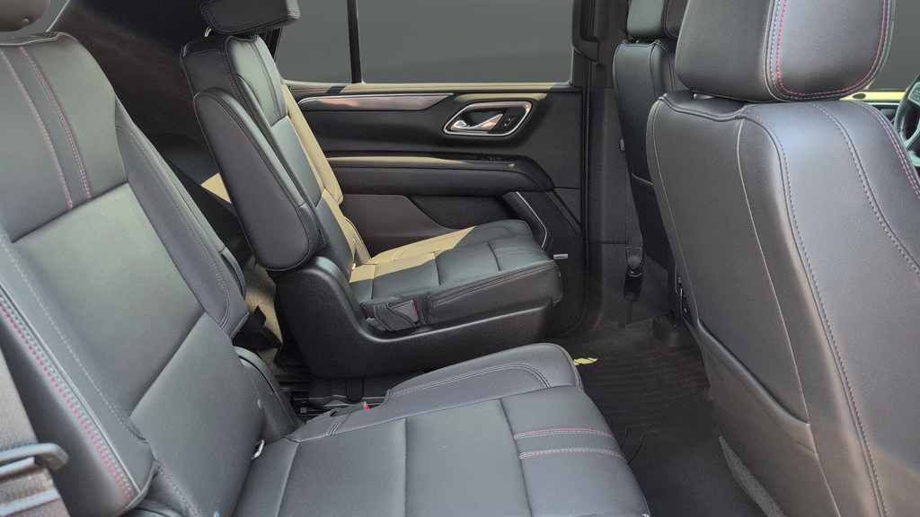 Used 2021 Chevrolet Tahoe RST w/ Luxury Package AWD/4WD image 28