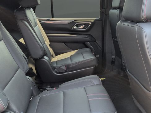 Used 2021 Chevrolet Tahoe RST w/ Luxury Package AWD/4WD image 28