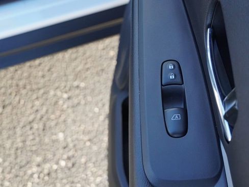 Used 2024 Nissan Kicks SR w/ SR Premium Package image 25