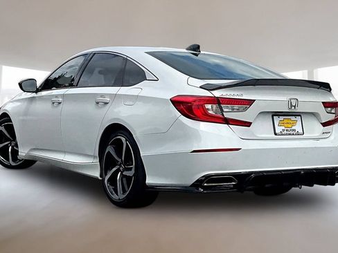 Used 2022 Honda Accord Sport image 4