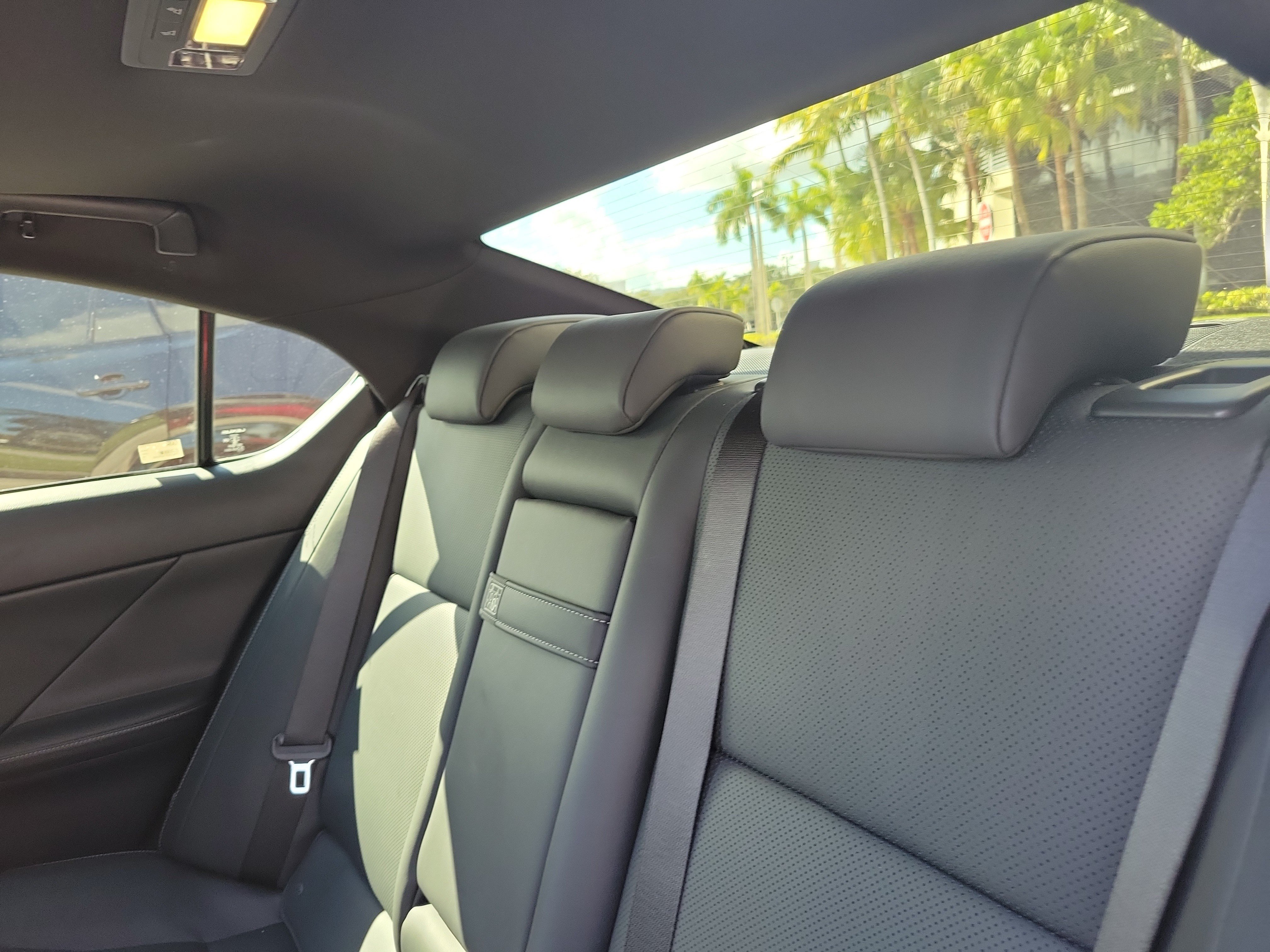 Used 2026 Lexus IS 350 F Sport w/ Accessory Package Z1 RWD image 14