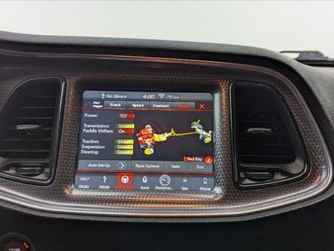 Used 2018 Dodge Challenger SRT Hellcat image 31