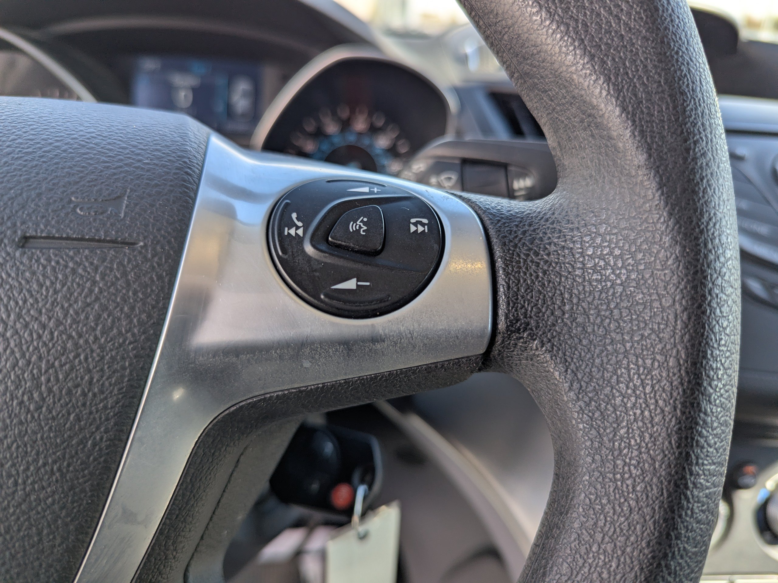 Used 2015 Ford Escape SE AWD/4WD image 16