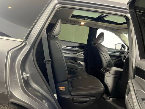 Used 2025 INFINITI QX60 Pure image 30