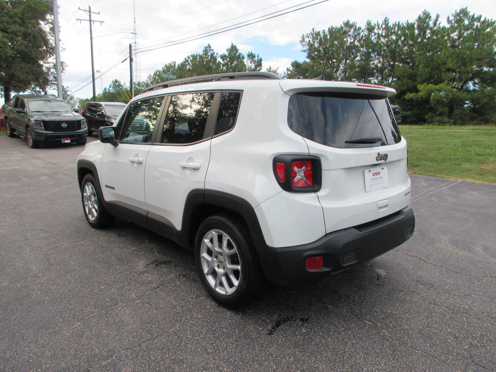 Used 2022 Jeep Renegade Sport w/ Sport Appearance Group FWD image 7