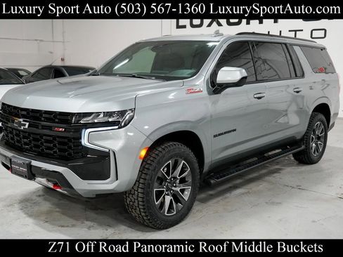 Used 2023 Chevrolet Suburban Z71 image 1