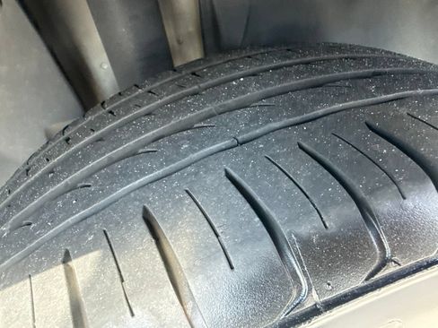 Used 2016 Dodge Challenger SXT RWD image 20