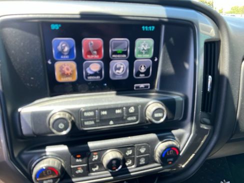 Used 2018 Chevrolet Silverado 1500 LT w/ All Star Edition RWD image 15