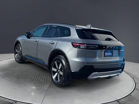 Used 2025 Honda Prologue Touring image 3