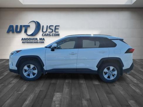Used 2021 Toyota RAV4 XLE w/ Convenience Package image 13