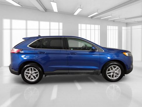 Used 2024 Ford Edge SEL w/ Convenience Package AWD/4WD image 9