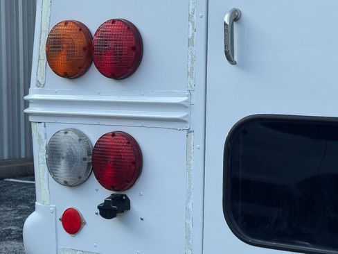 Used 2004 Chevrolet Express 3500 w/ School Bus Package RWD image 16