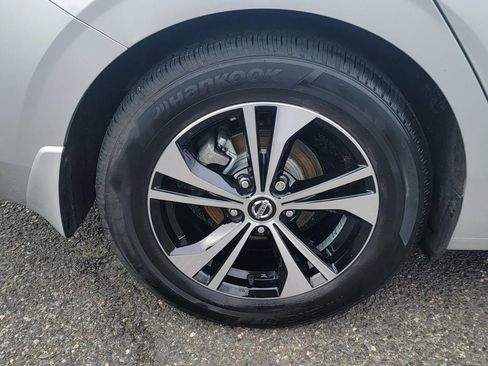 Certified 2023 Nissan Sentra SV image 9