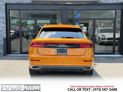 Used 2019 Audi Q8 Premium Plus w/ Premium Plus AWD/4WD image 18