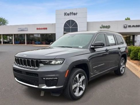 Used 2025 Jeep Grand Cherokee L Limited w/ Luxury Tech Group II AWD/4WD image 1